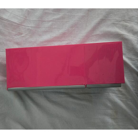 Doll Size Plastic Refridgerator No Bins or Shelves - Picture 4 of 15